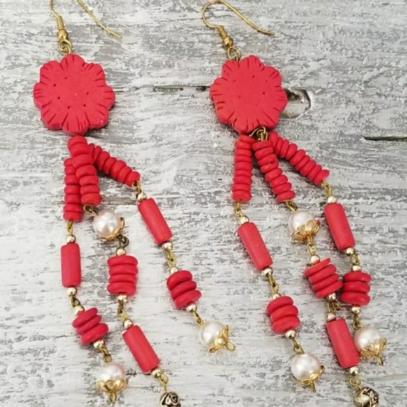 DANGLING RED EARRINGS - Picture 4 of 4